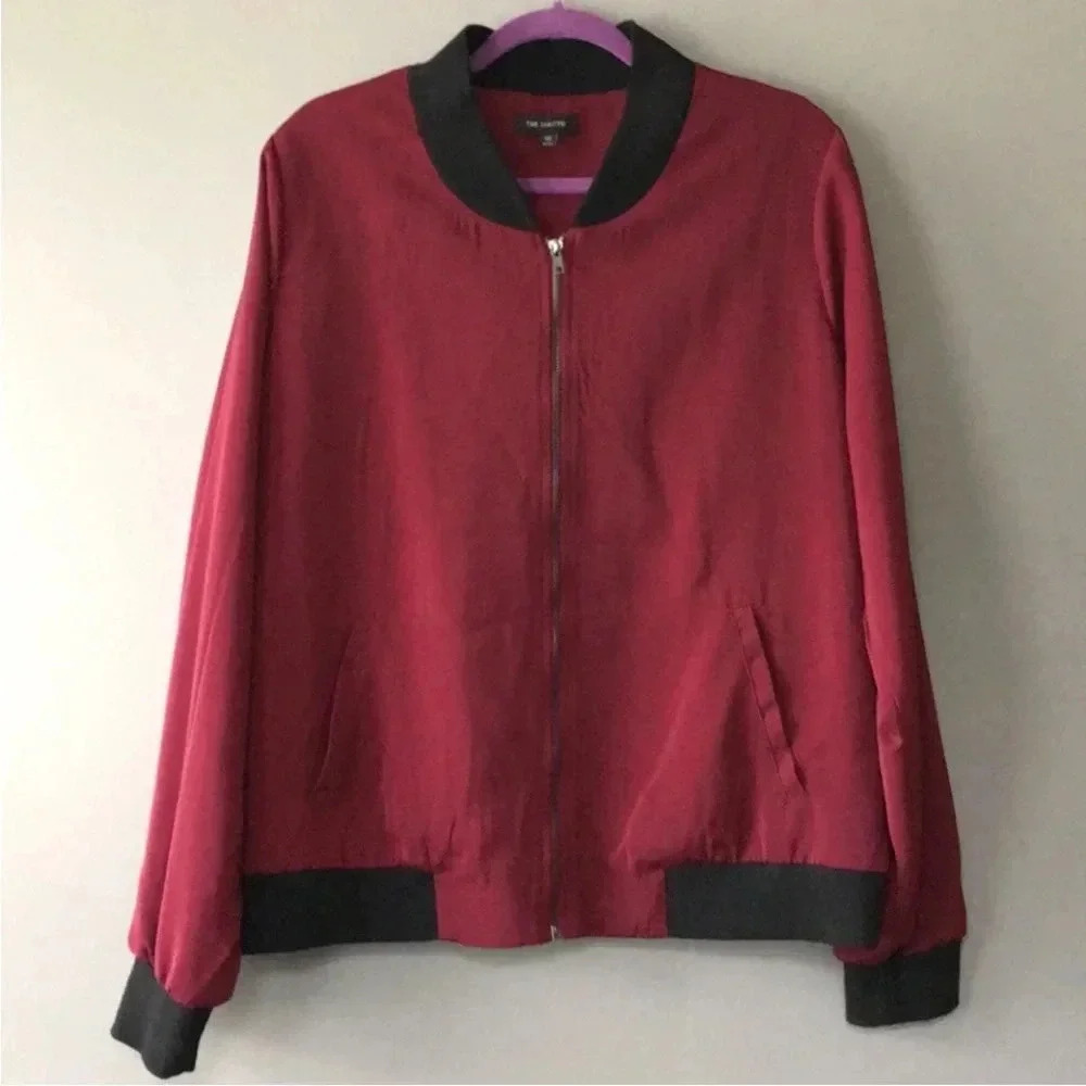 The Limited, Womans Burgundy Bomber Jacket, Sz Med, Excellent Condition
